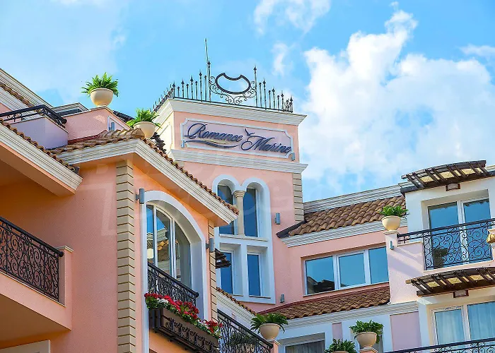 Romans Marin ساني بيتش