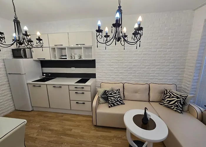 Romans Marin Apartment